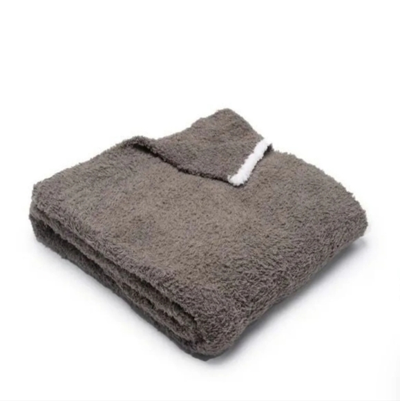 NEW BAREFOOT DREAMS COZCHIC RIB TRIM THROW BLANKET in CHARCOAL & WHITE - Picture 2 of 5